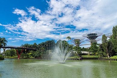 我们下个夏天见~悬疑校园恋爱galgame《夏末白夜》已正式上线！